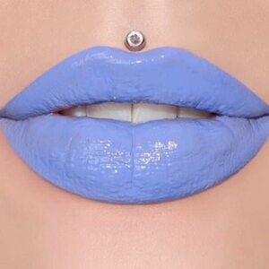 Jeffrey Star Supreme Gloss in Shade No Apologies (Periwinkle)